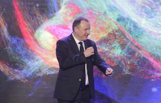 TVP oddala decyzję w sprawie MUX-8. „TVP zrobiła krok w tył, inni poszli jak dzik na fuzję”
