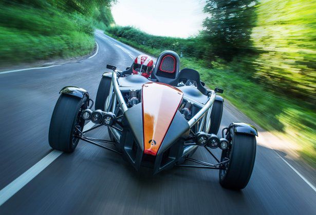 Ariel Atom 3,5 - brytyjska wyścigówka teraz jeszcze lepsza