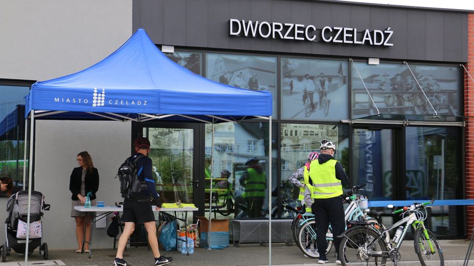 Czeladź. Czeladzianie tłumnie stawili się na otwarciu dworca. 