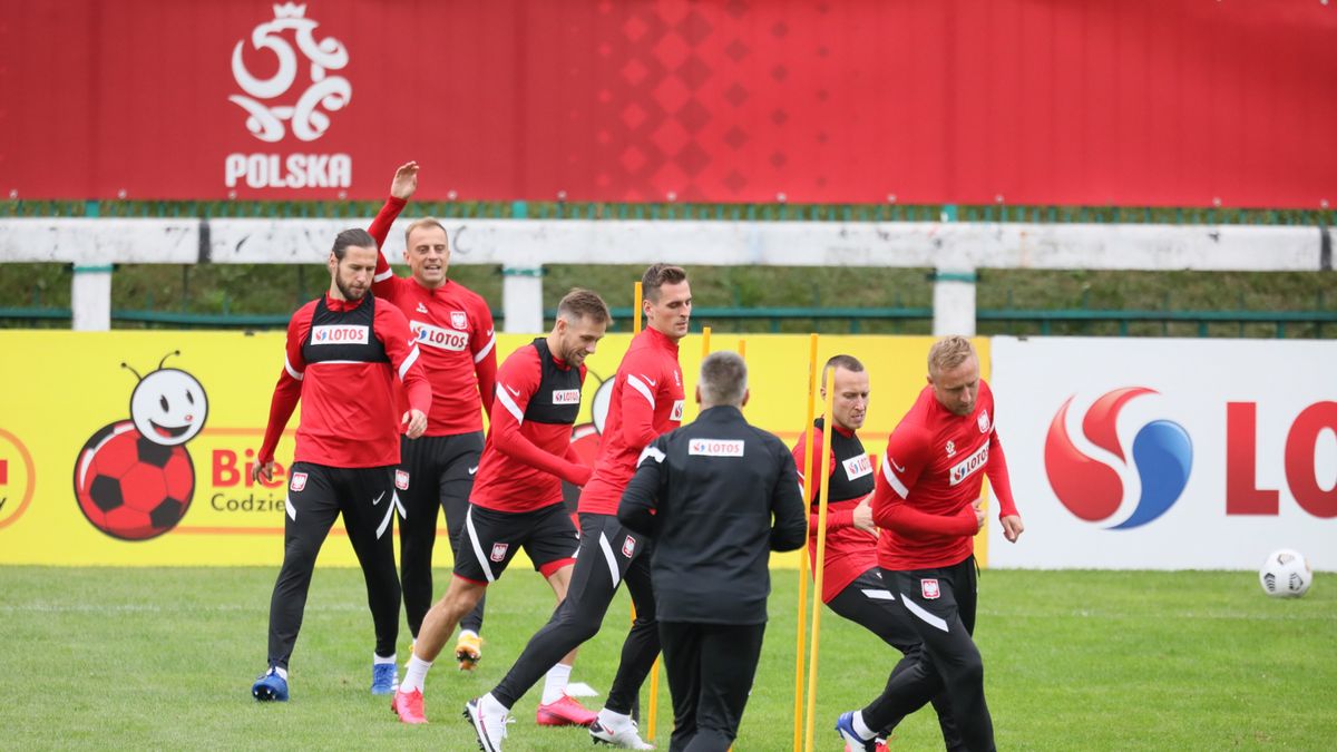 piłkarze reprezentacji Polski podczas treningu