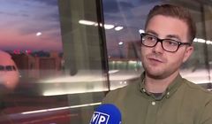 Dziennikarz TVP i były działacz PiS w „Wiadomościach” jako pierwszy Polak lecący do USA bez wizy. Olechowski: to nie ustawka