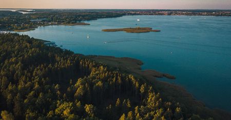 Afera na Mazurach. "Odcinają miasto od jeziora"