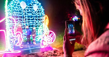 Zakopane: 3 listopada rusza montaż iluminacji świetlnej "Krainy miliona świateł"