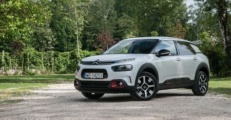 Citroën pracuje nad elektrykiem. Będzie następcą modelu C4 Cactus