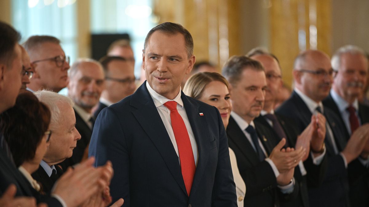 Karol Nawrocki
Marcin Obara
PKW, prezydenckich, prezydenta rp, uchwa�a, uchwa�y, wr�czenie, wyniku wybor�w, zamek kr�lewski, polityk, polityka