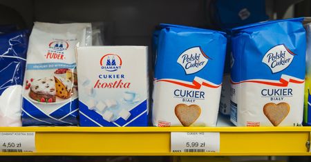 23,96 zł za 1 kg cukru z przesyłką. Drożyzna w państwowym sklepie
