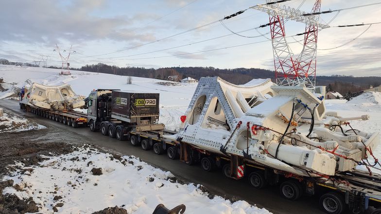 Najgorsze za nami. Drugi konwój gigakreta dla tunelu trasy Via Carpatia na miejscu