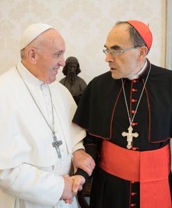 Papież Franciszek nie przyjął dymisji skazanego kardynała Barbarina