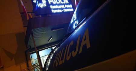 Tarnów. Znalazła w szafie słoiki. Musieli interweniować antyterroryści