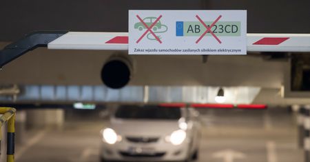 Zakaz wjazdu do garaży. Zarządcy budynków się boją