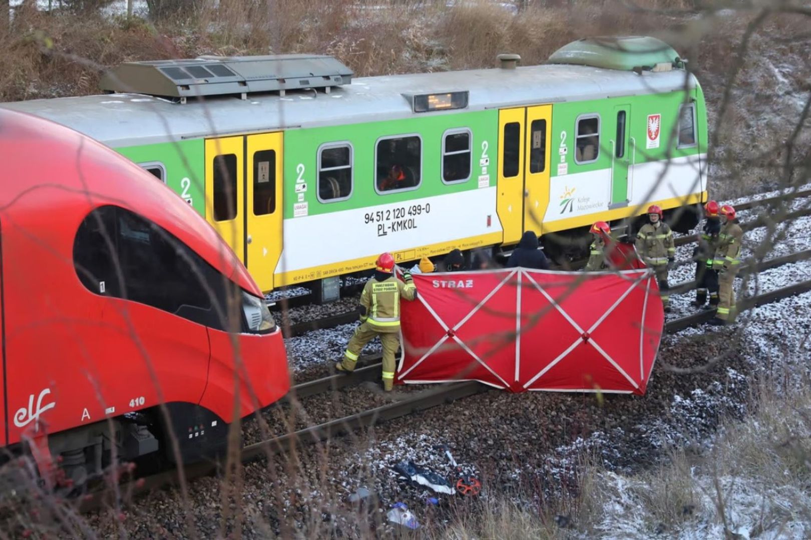 Tragedia na torach. 16-latek wbiegł pod pędzący pociąg