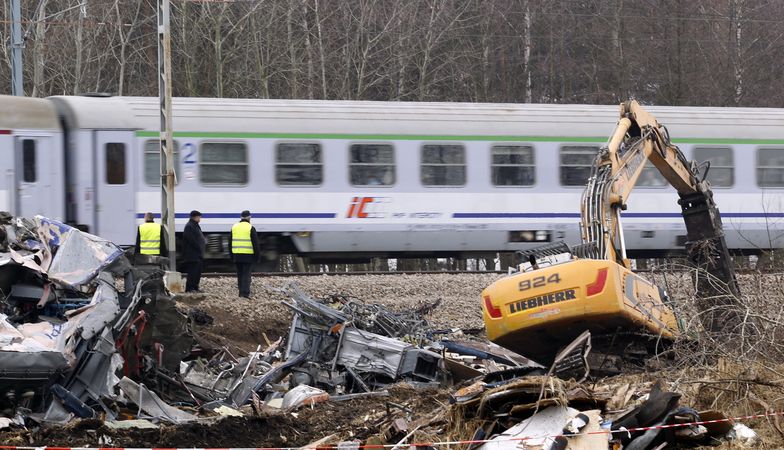 Katastrofa pod Szczekocinami. Skierują dyżurnego na obserwację?