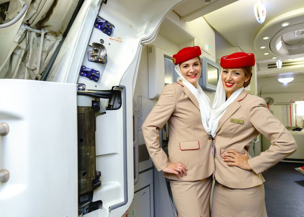 Emirates rekrutuje nowych członków załogi pokładowej. Spotkania odbędą się w Warszawie i Gdańsku