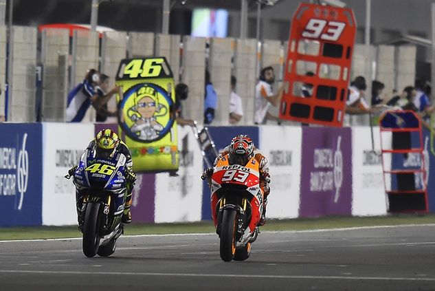 Valentino Rossi okazał się minimalnie gorszy od Marca Marqueza na mecie Grand Prix Kataru.