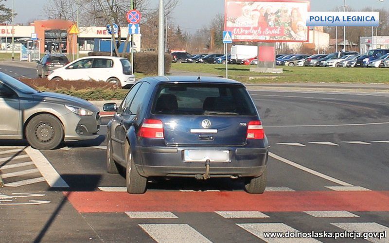 Legnica. Pościg za kradzionym Golfem. Mężczyźnie grozi 10 lat więzienia