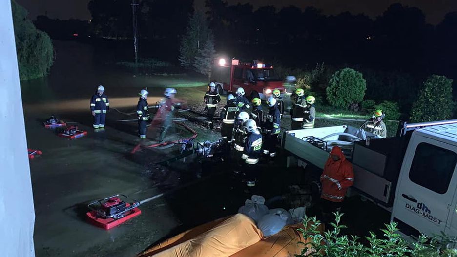 Śląskie. Strażacy zwykle wzywani byli do wypompowywania wody z zalanych posesji.