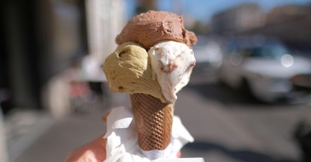 Gałka lodów za 10 zł? Ceny w tym sezonie zdumiewają