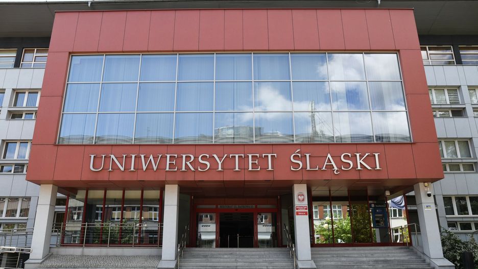 UŚ