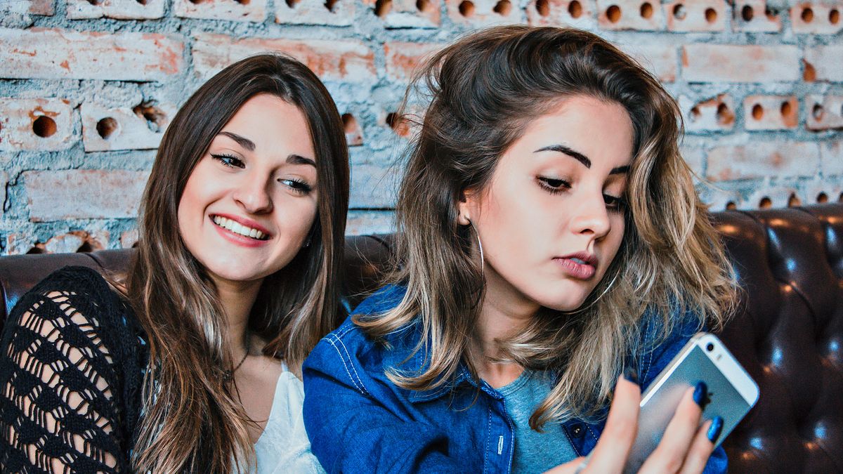 Po to, by poprawić selfie, wystarczy wyłączyć jedna opcję.