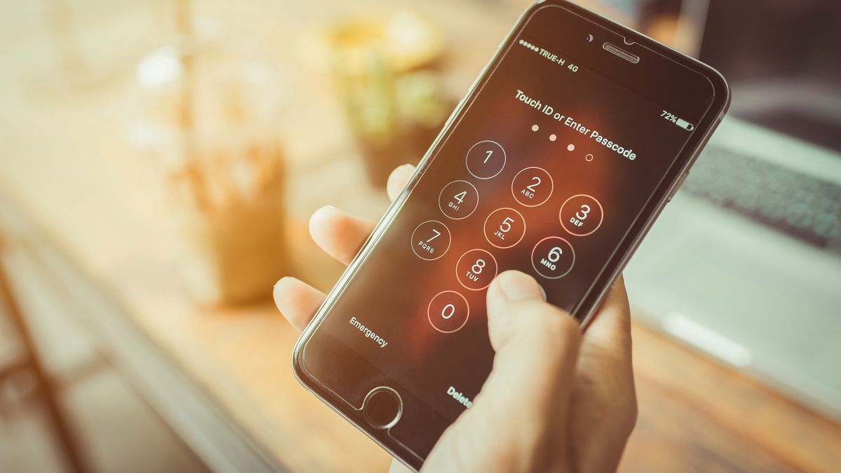 Hakerzy mogą złamać twoje hasło analizując... ruch smartfona 1