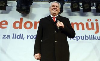 Zeman zdobył Hradczany! Pokonał Karela Schwarzenberga