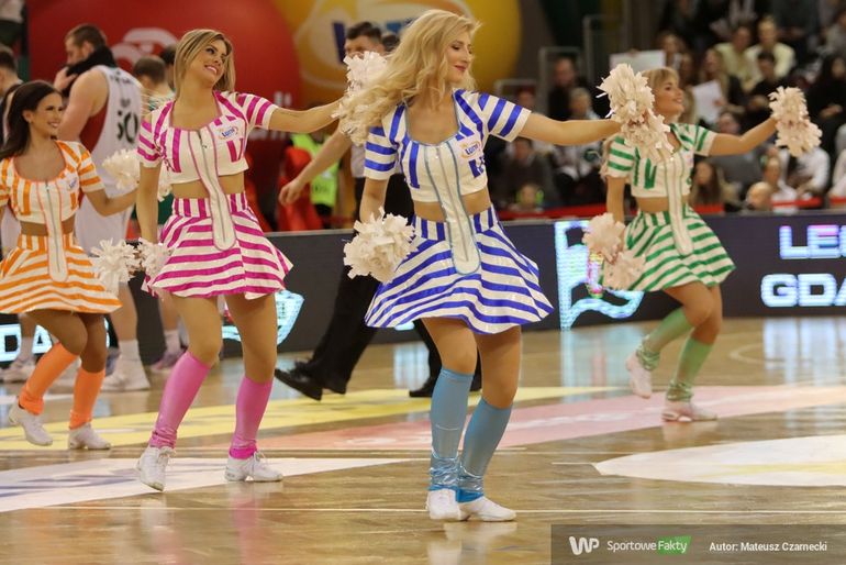 Cheer Angels Cheerleading Academy na meczu Legia Warszawa - King ...
