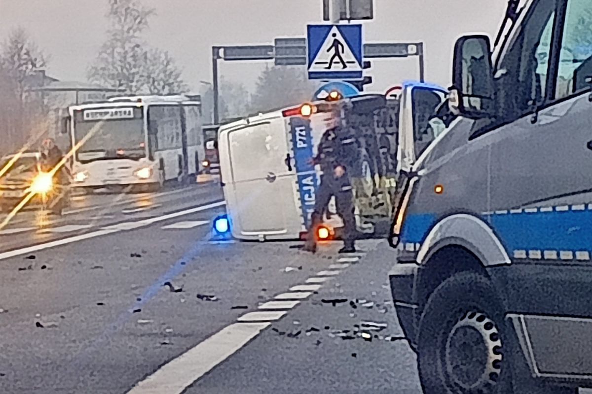Wypadek konwoju policyjnego pod częstochową Fot. Piotr Jarzyn