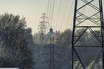 Mrożenie cen prądu odbiło się na eneregtyce. Fimy liczą straty