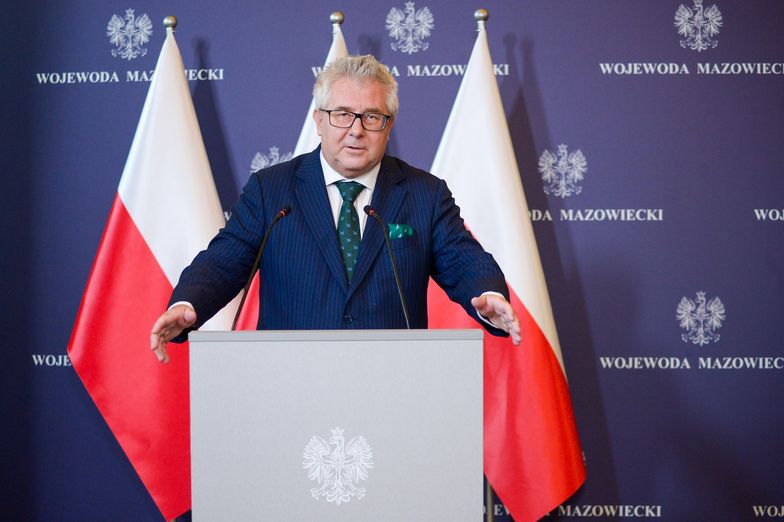 Były europoseł Ryszard Czarnecki zatrzymany. Akcja CBA na lotnisku w Warszawie