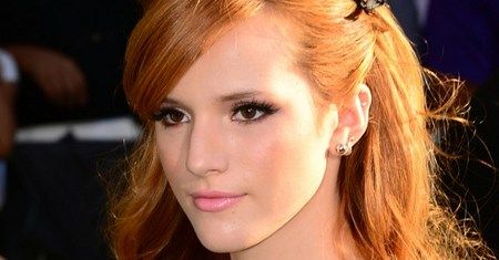 "Shake It Up": Gwiazdka Disneya zbyt seksowna na swój wiek?