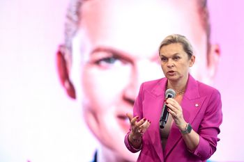 MEN zlikwiduje czerwone paski? Nowacka zabrała głos