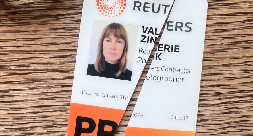 Fotoreporterka w proteście odeszła z Reutersa. "Utrwalanie izraelskiej propagandy"