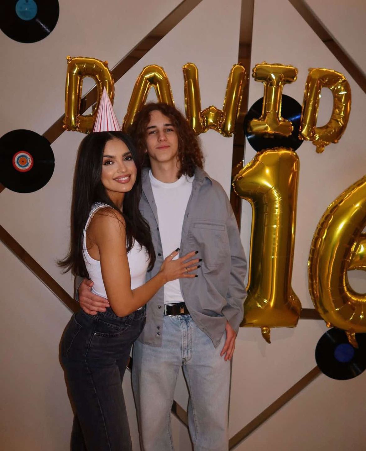 Klaudia El Dursi świętuje 16. urodziny syna