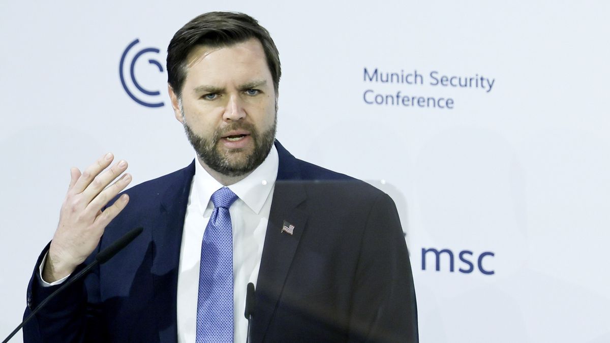 Munich Security Conference 2025
epa11895790 US Vice President JD Vance speaks during the 61st Munich Security Conference (MSC), in Munich, Germany, 14 February 2025. High-level international decision-makers meet at the 61st Munich Security Conference in Munich from 14 to 16 February 2025 during their annual meeting to discuss global security issues.  EPA/RONALD WITTEK 
Dostawca: PAP/EPA.
RONALD WITTEK
munich, conference, security, foreign, policy, MSC