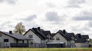 Polacy nie chcą już budować "pałaców". Domy naszych rodziców okazały się za duże