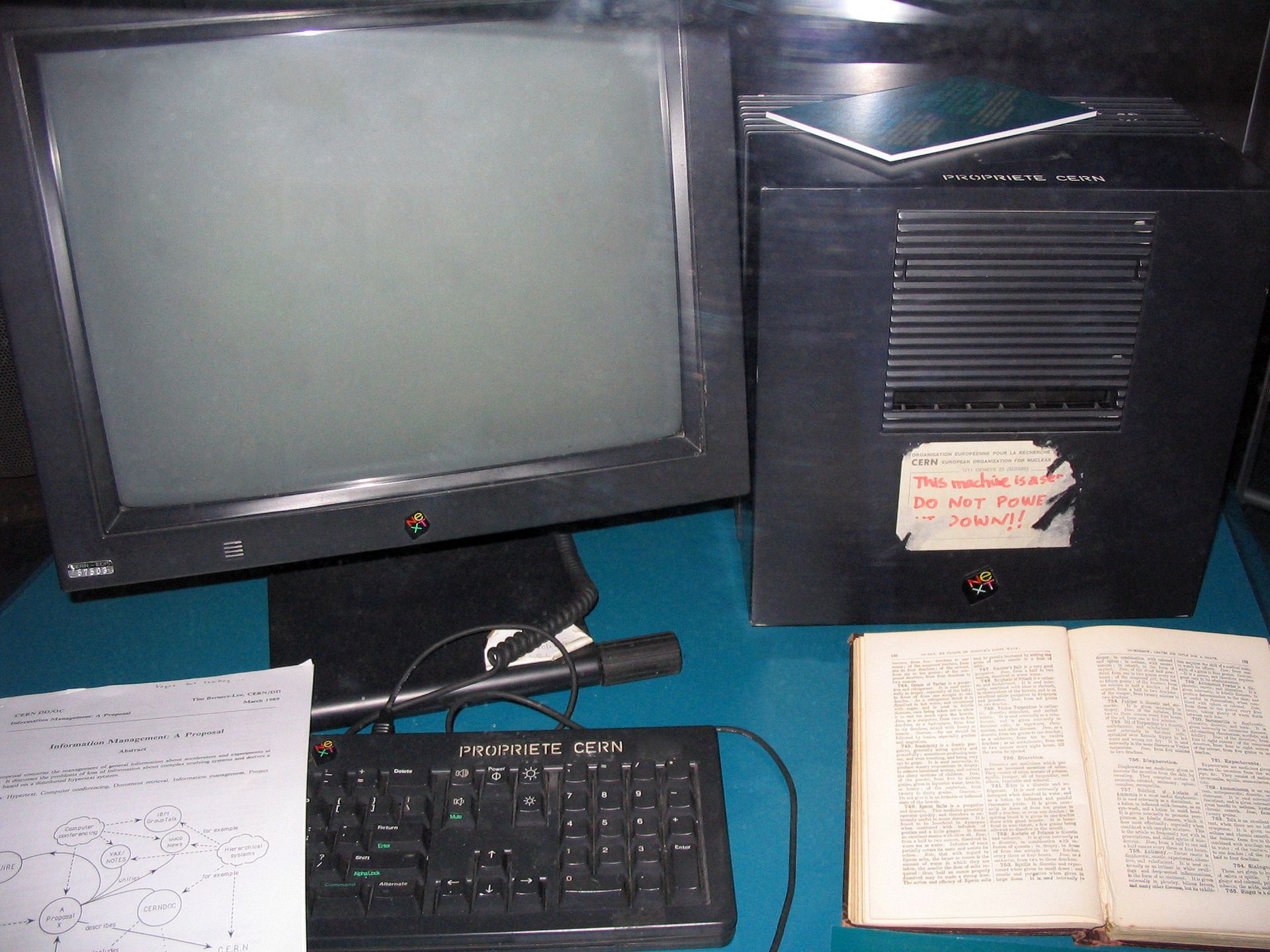 25 lat temu powstała pierwsza strona WWW. Wszystkiego najlepszego, Internecie! 3