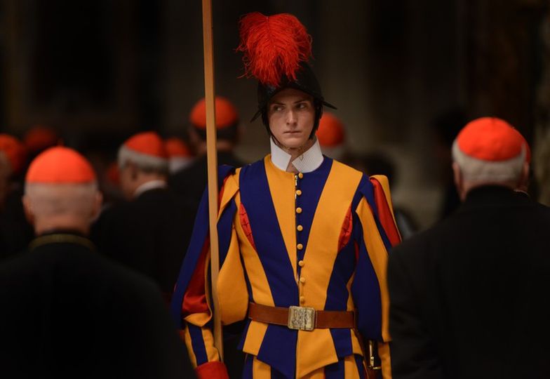W Watykanie świętuje najstarsza i najmniejsza armia świata