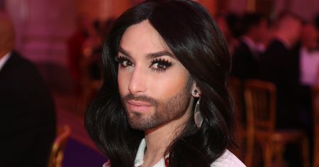 Włożyła maxi z rozcięciem. Tak wygląda dziś Conchita Wurst