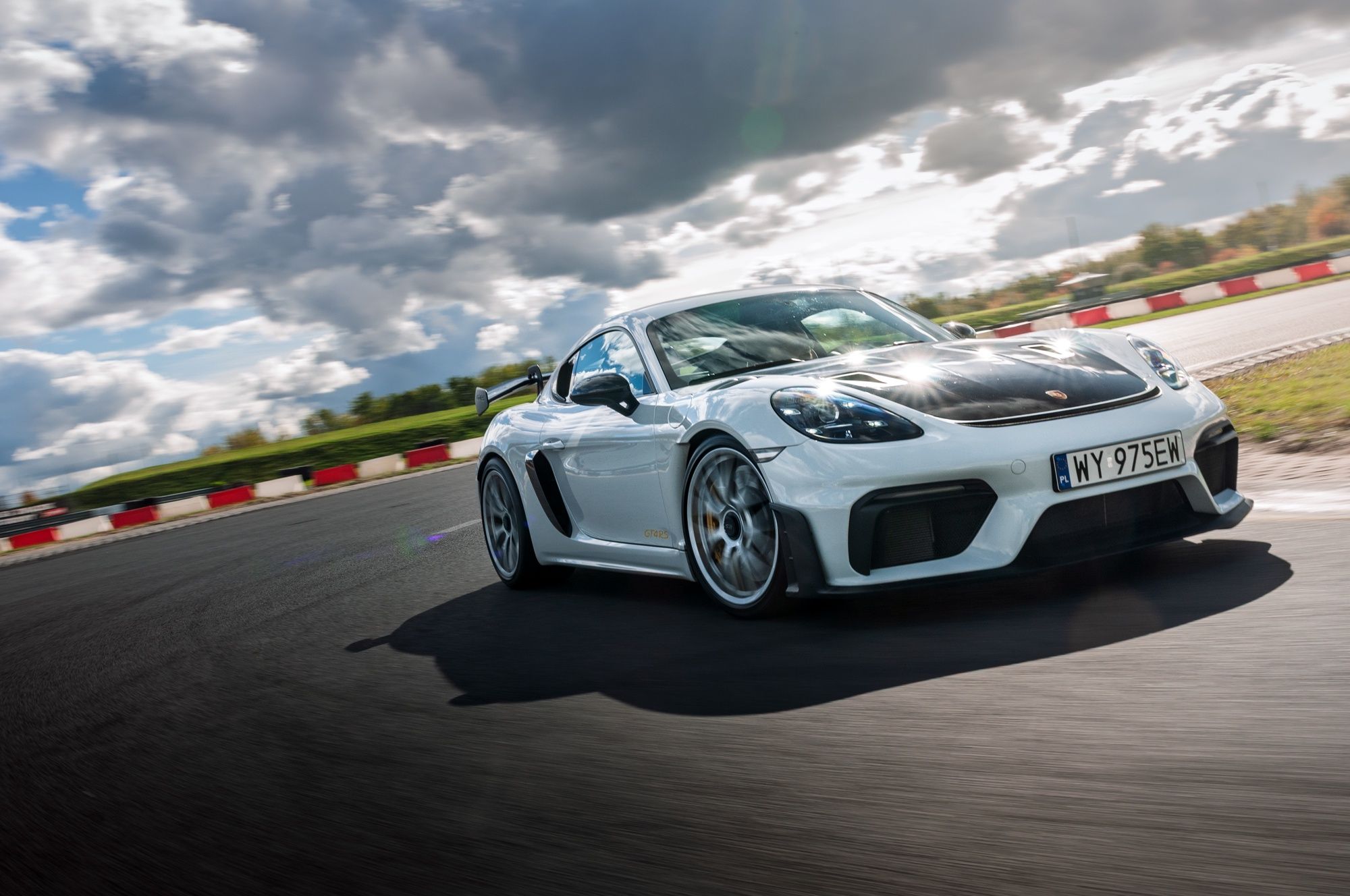 Porsche 718 Cayman GT4 RS (2025)