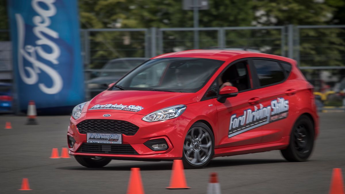 Ford Fiesta na szkoleniu Ford Driving Skills for Life