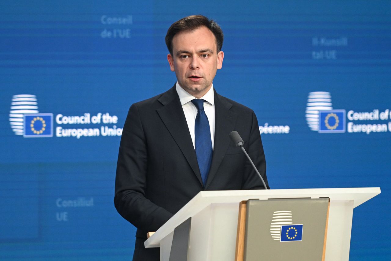 "Absolutny priorytet". Minister finansów o pieniądzach na polską obronność