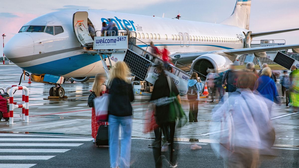 Enter Air lata z Radomia, obsługując kierunki czarterowe dla biur podróży
