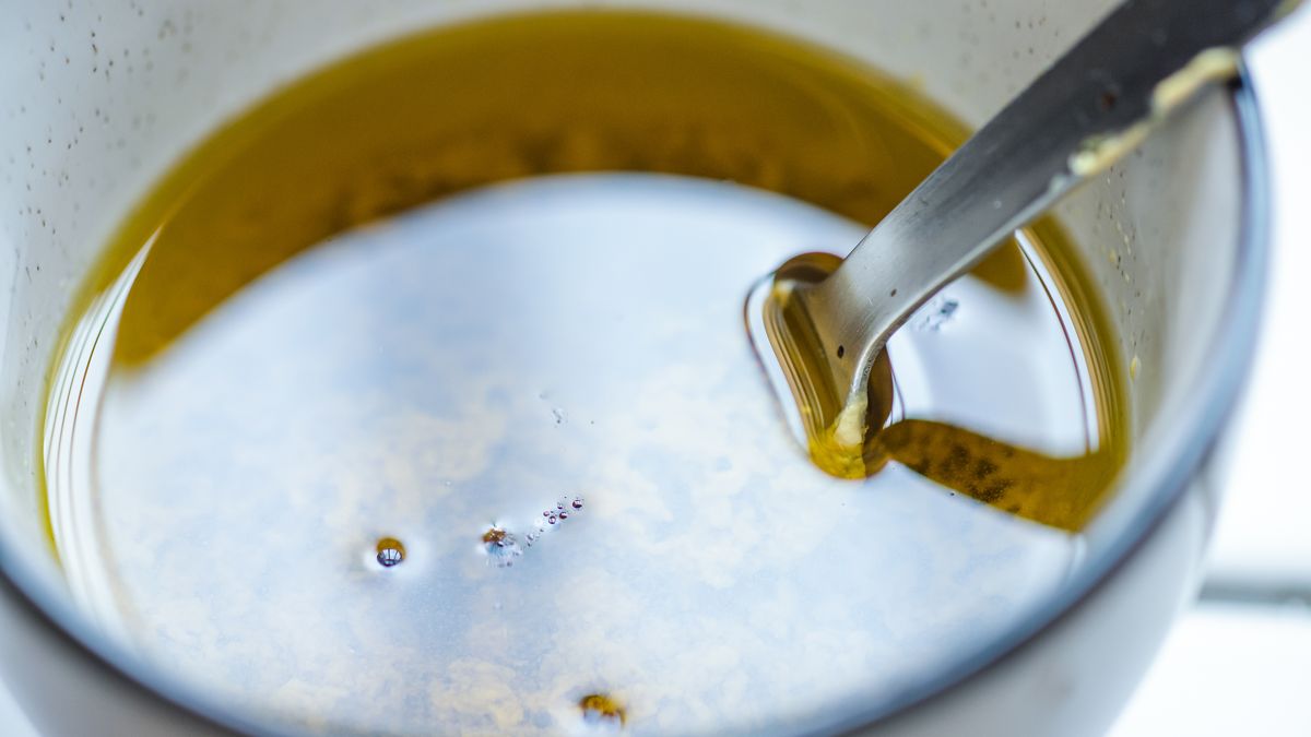 Bowl of vinaigretteBowl of vinaigretteNicolas Garrat