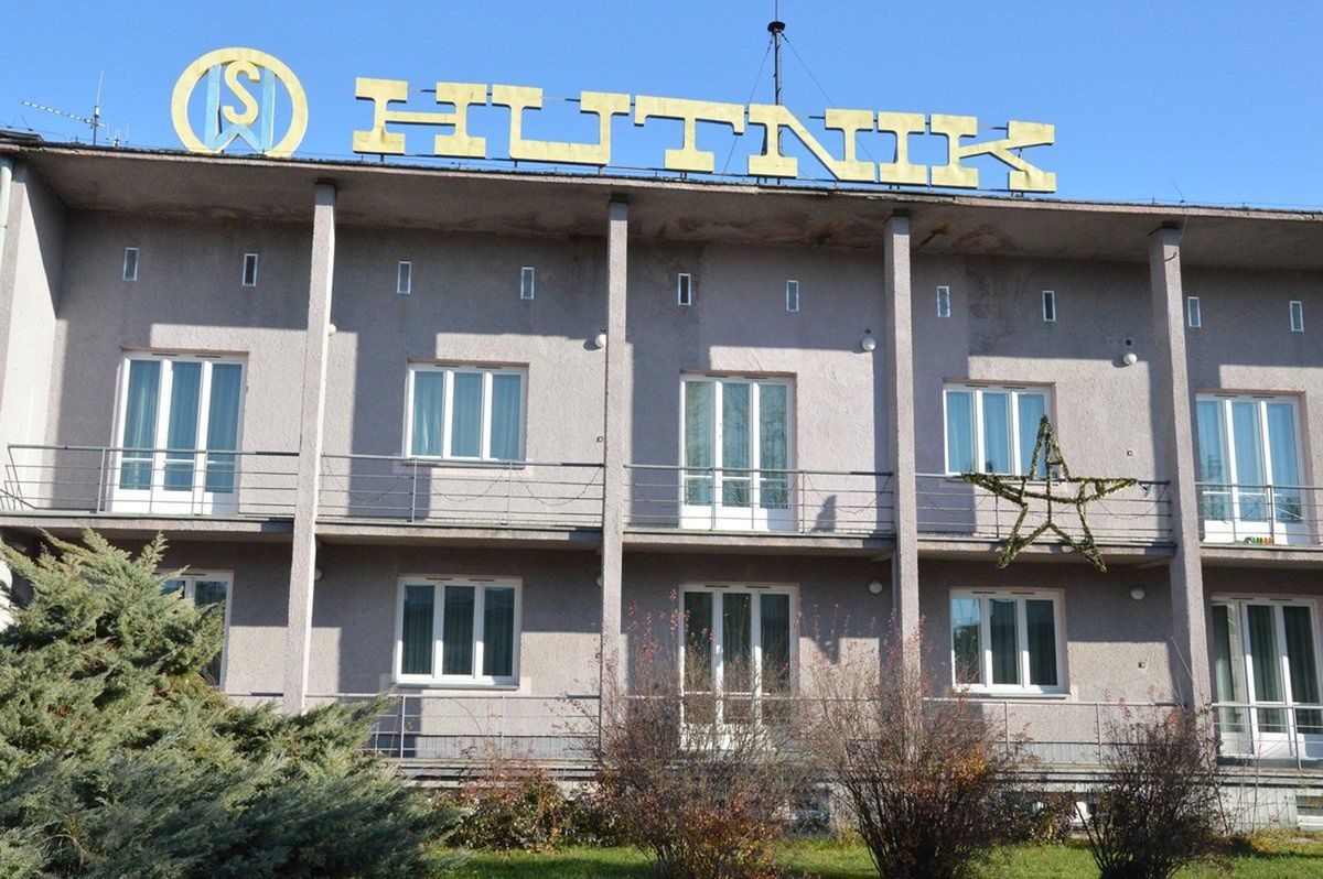Kiedyś „Dom Gościnny Dyrekcji Zakładów Przemysłowych” dziś Hotel i Restauracja Hutnik