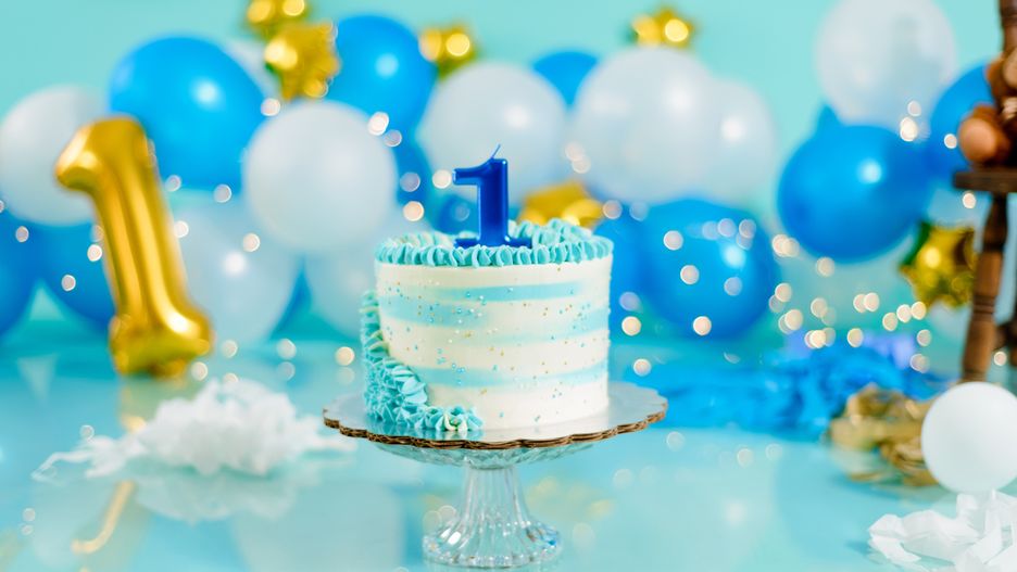 Tort na roczek dla chłopca. Jak go zrobić?