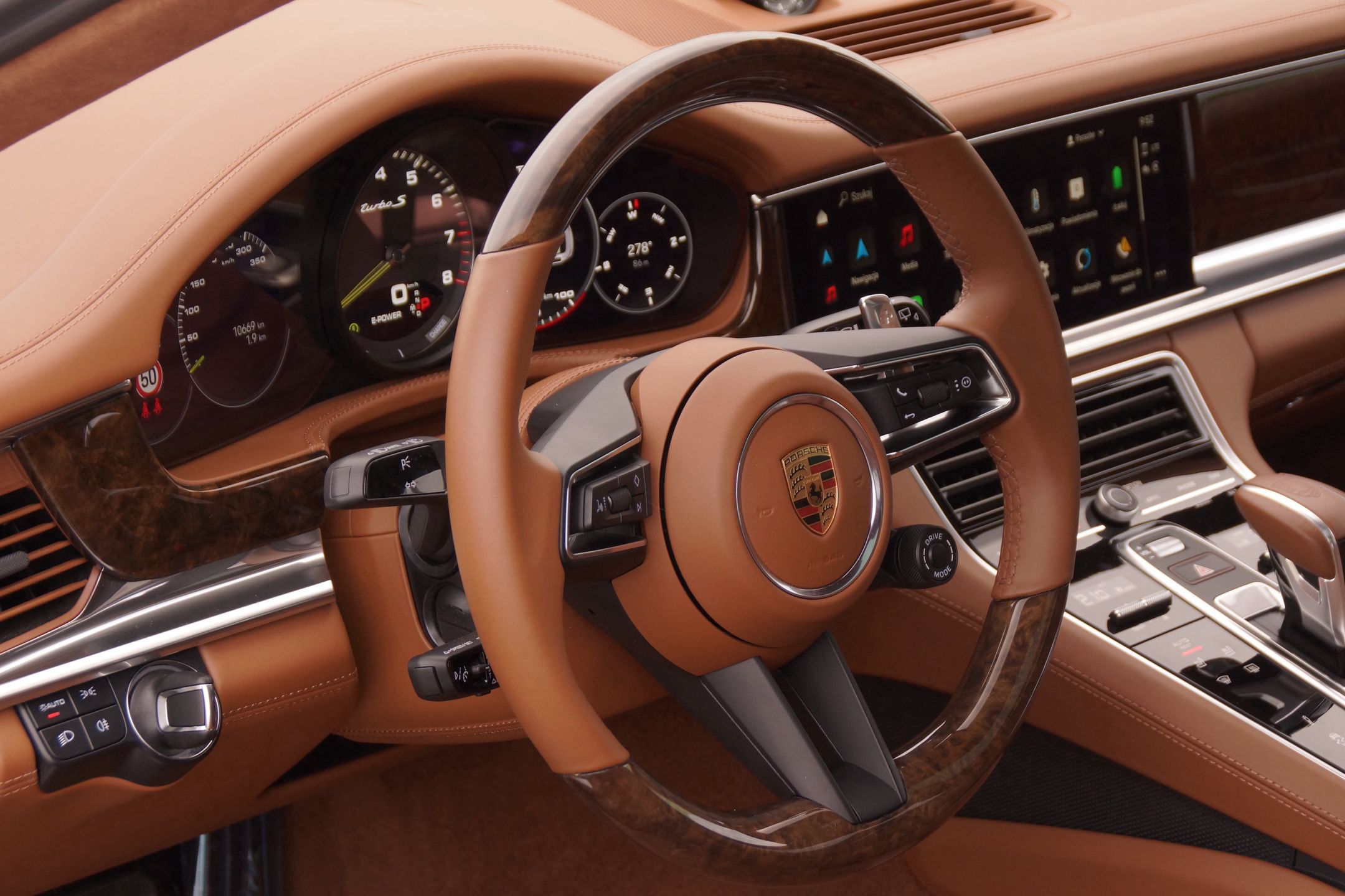 Porsche Panamera Turbo S e-hybrid