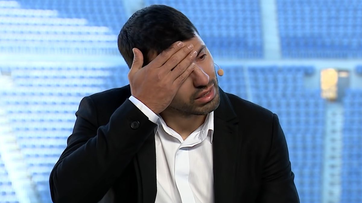 Zdjęcie okładkowe artykułu: YouTube / FC Barcelona / Na zdjęciu: wzruszony Sergio Aguero