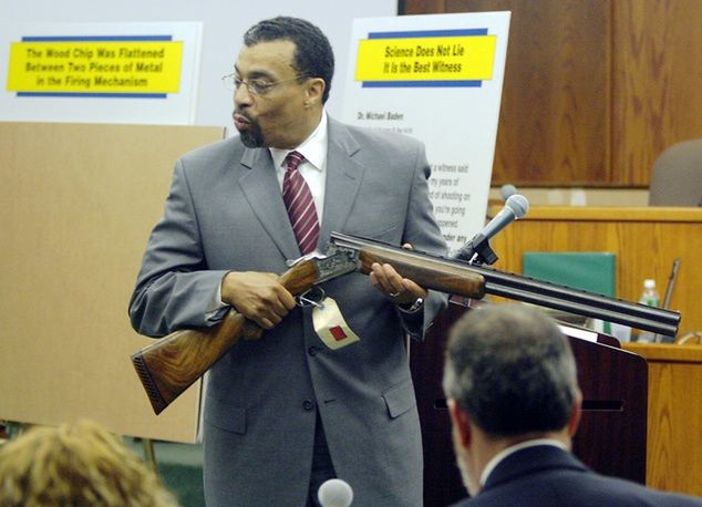 Z tej broni zginął 55-letni Costas Christofi (fot. Getty Images)