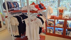 Buty, torebka, a może... długopis? Takie ceny są na Rolandzie Garrosie