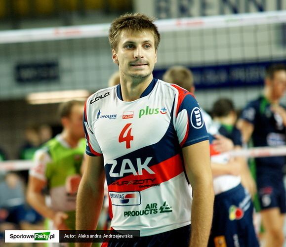 Powracający do reprezentacji Antonin Rouzier będzie rywalizował o miejsce w szóstce z Morym Sidibe